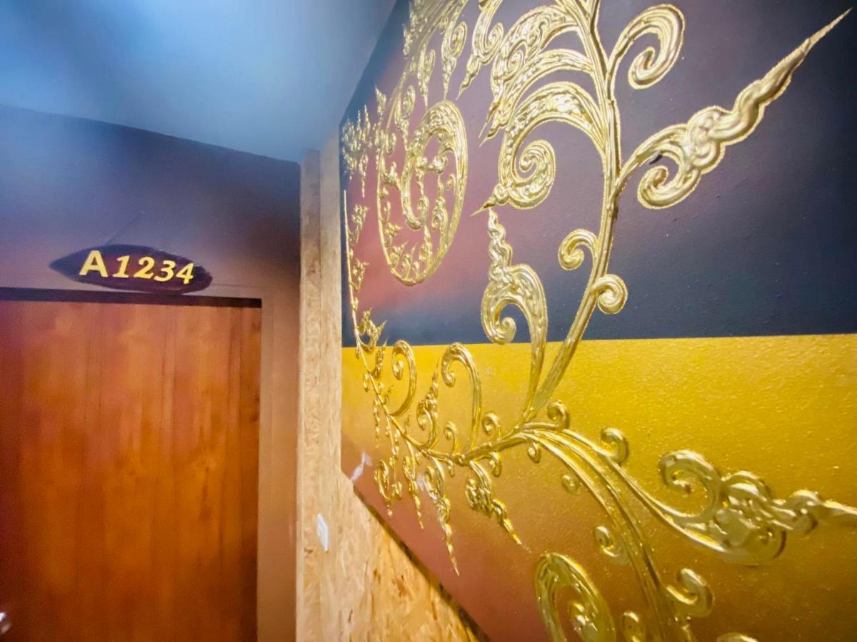 Frutta Hostel Patong Bagian luar foto
