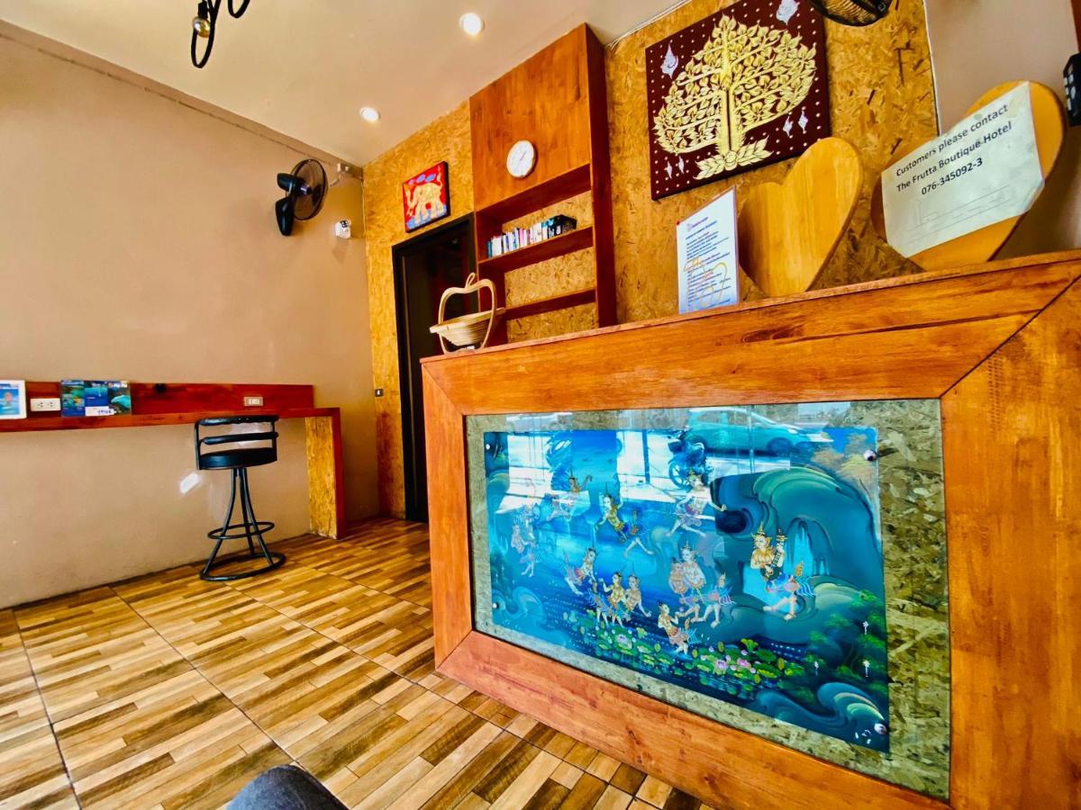 Frutta Hostel Patong Bagian luar foto